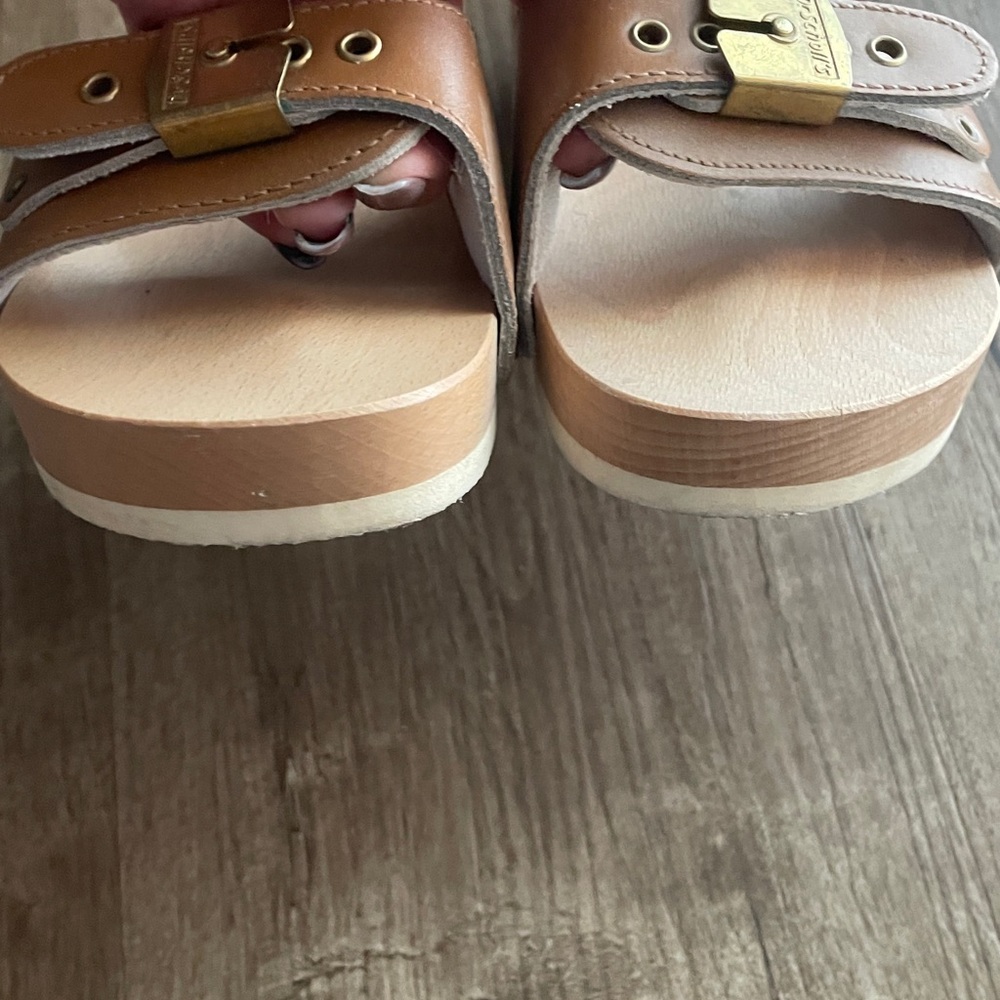 Dr. Scholl's Brown Sandals with Gold Buckle - Picture 4 of 5